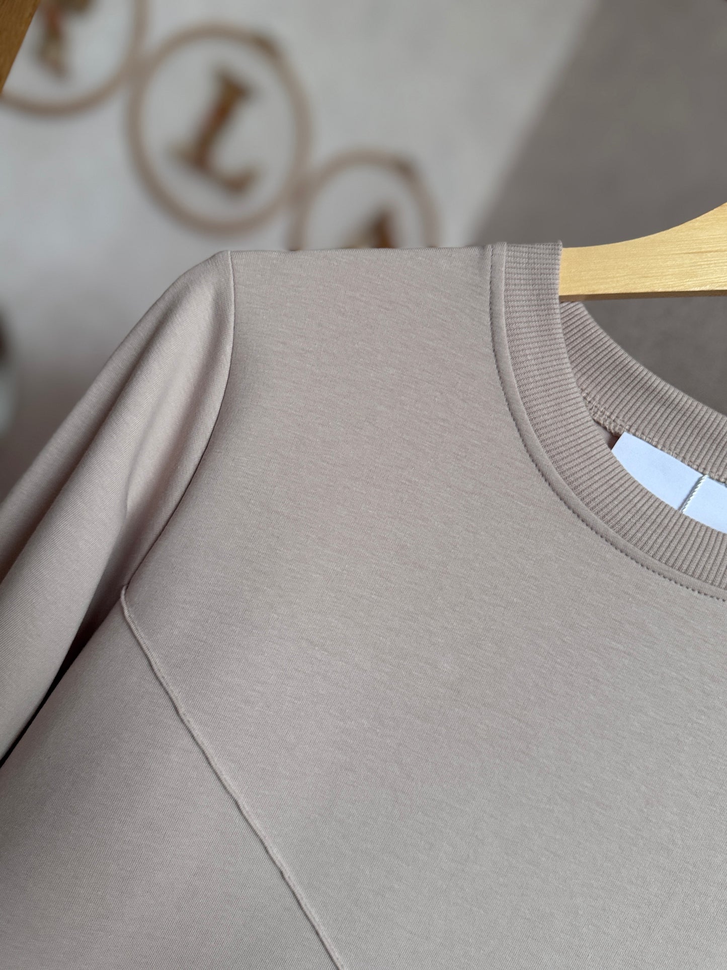 Önden dikiş ve taş detaylı tunik, bej (40-46 beden)