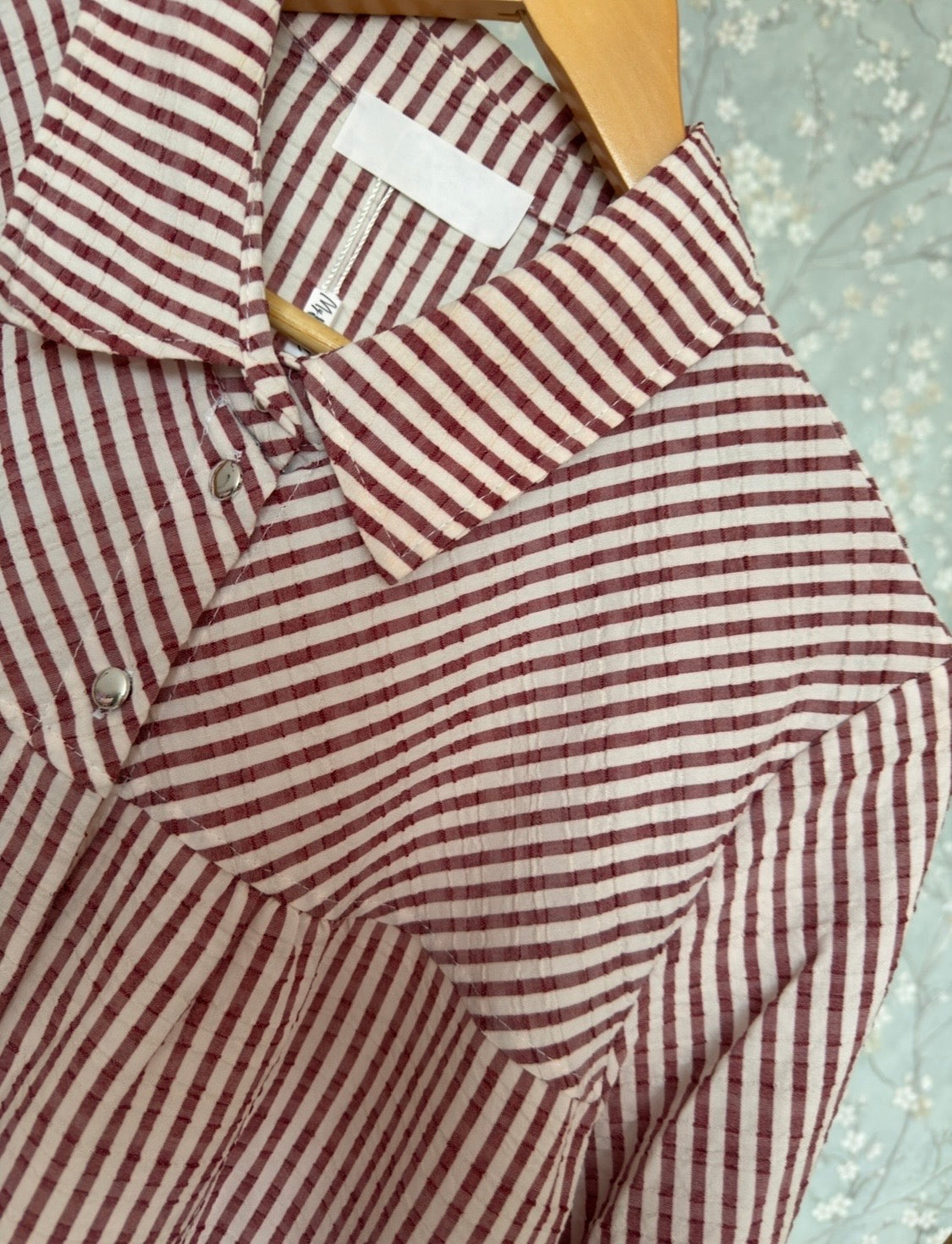 Nilüfer çizgili gömlek, vişne