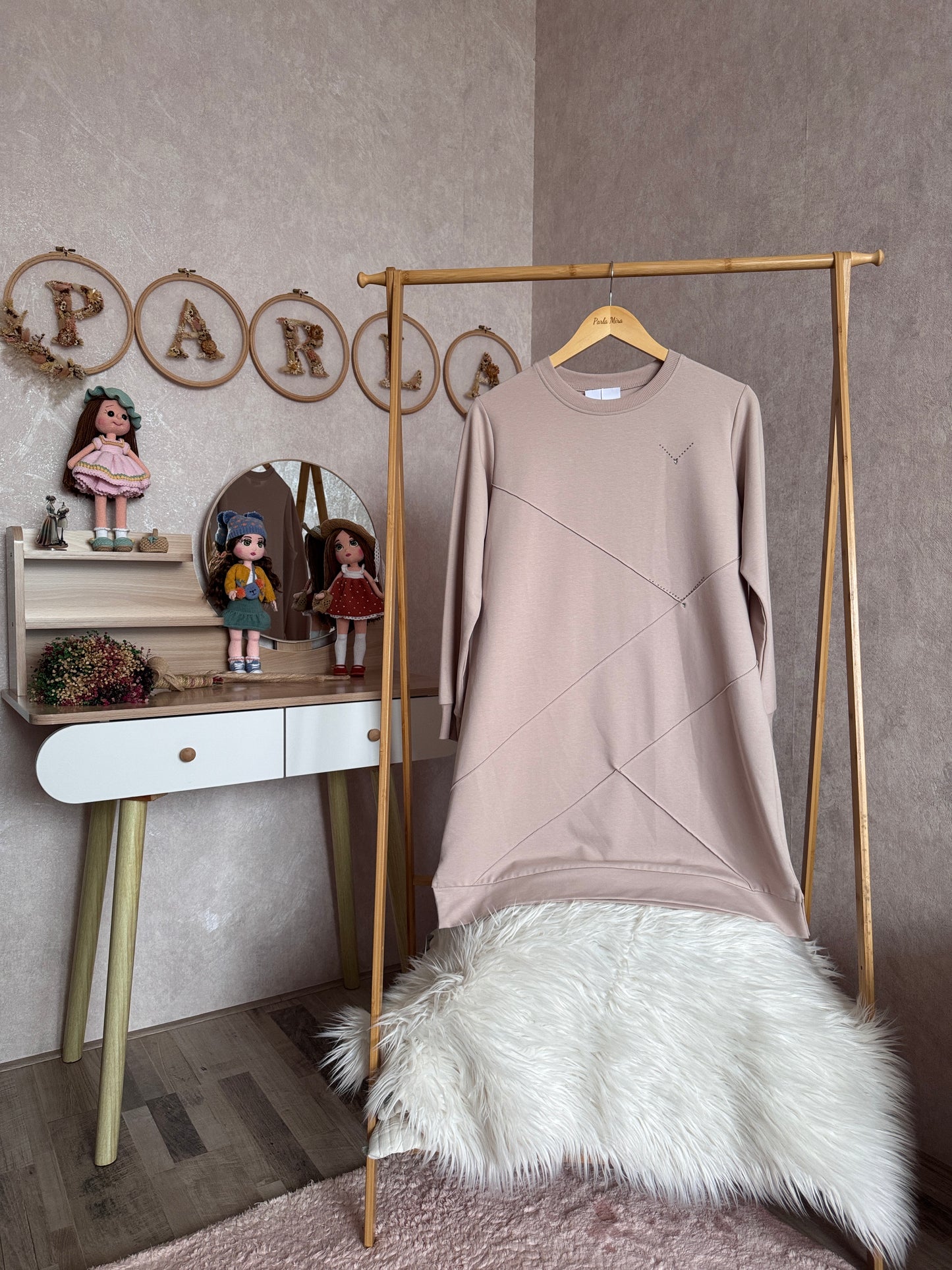Önden dikiş ve taş detaylı tunik, bej (40-46 beden)