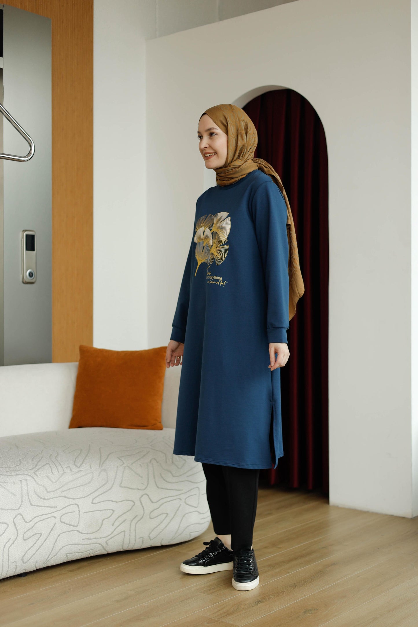 Yaprak baskılı 110 cm sweat tunik, lacivert