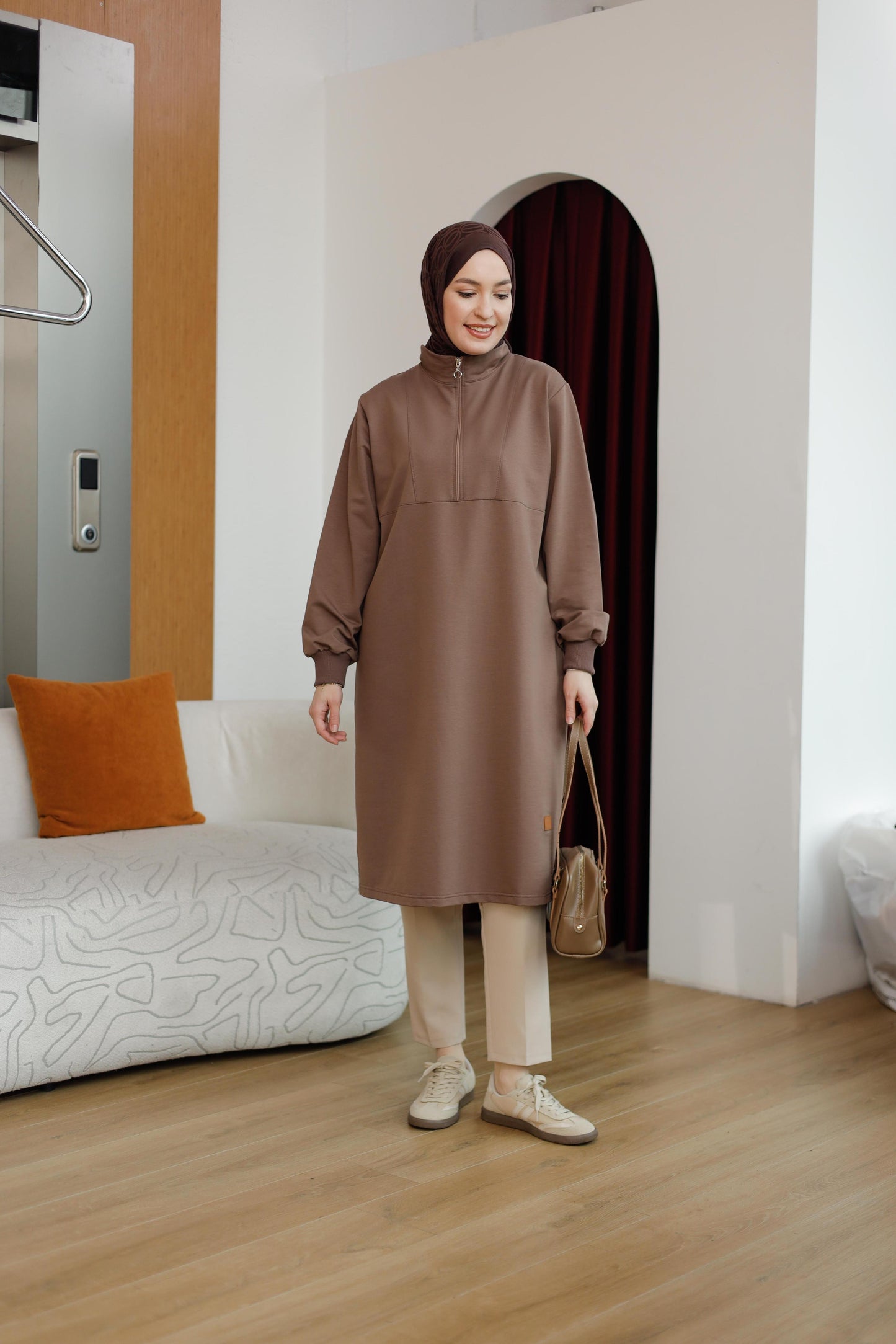 Yarım fermuarlı 120 cm sweat tunik, kahve