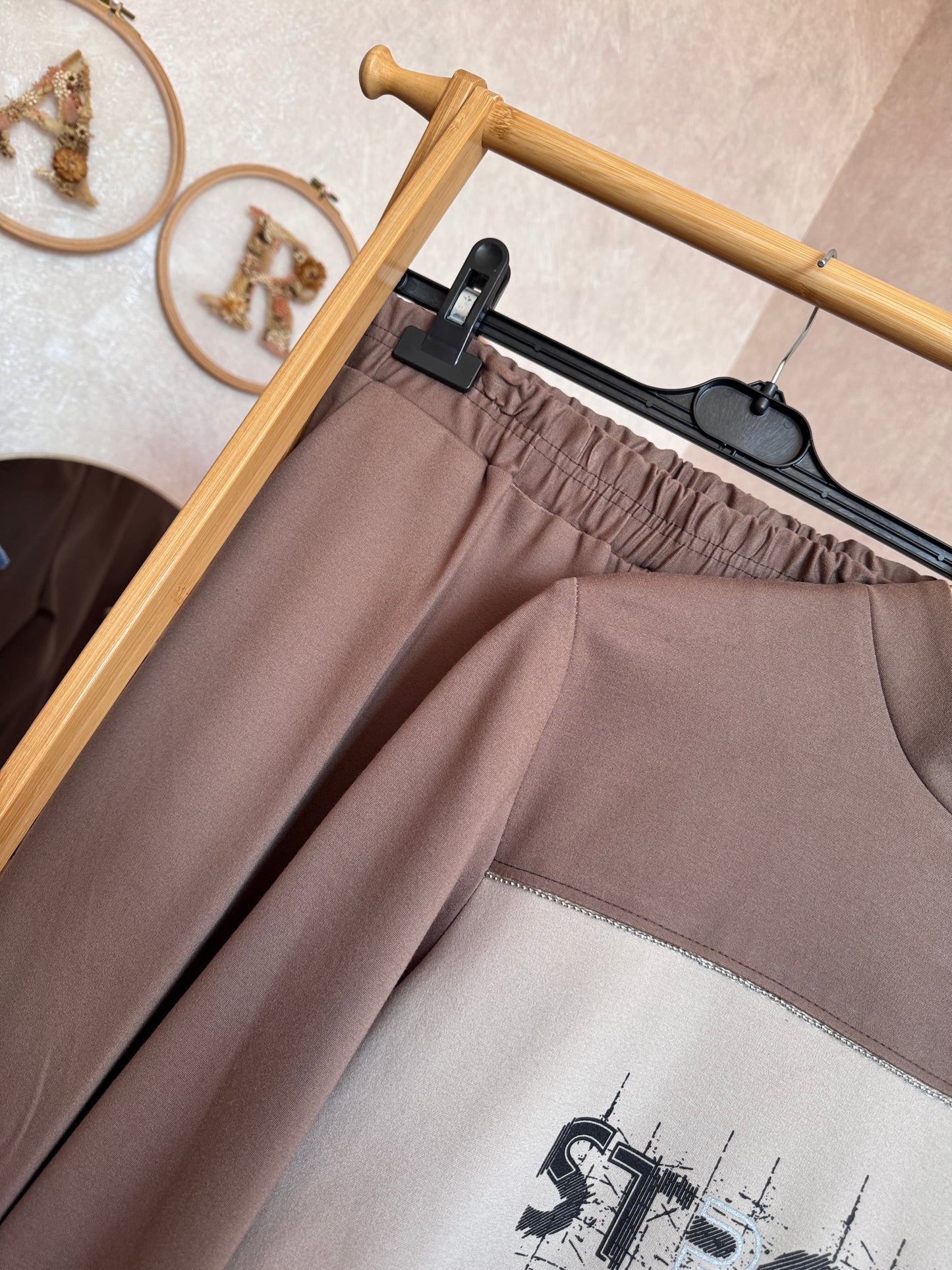 Çelik örgü kumaş takım, kahve-taş