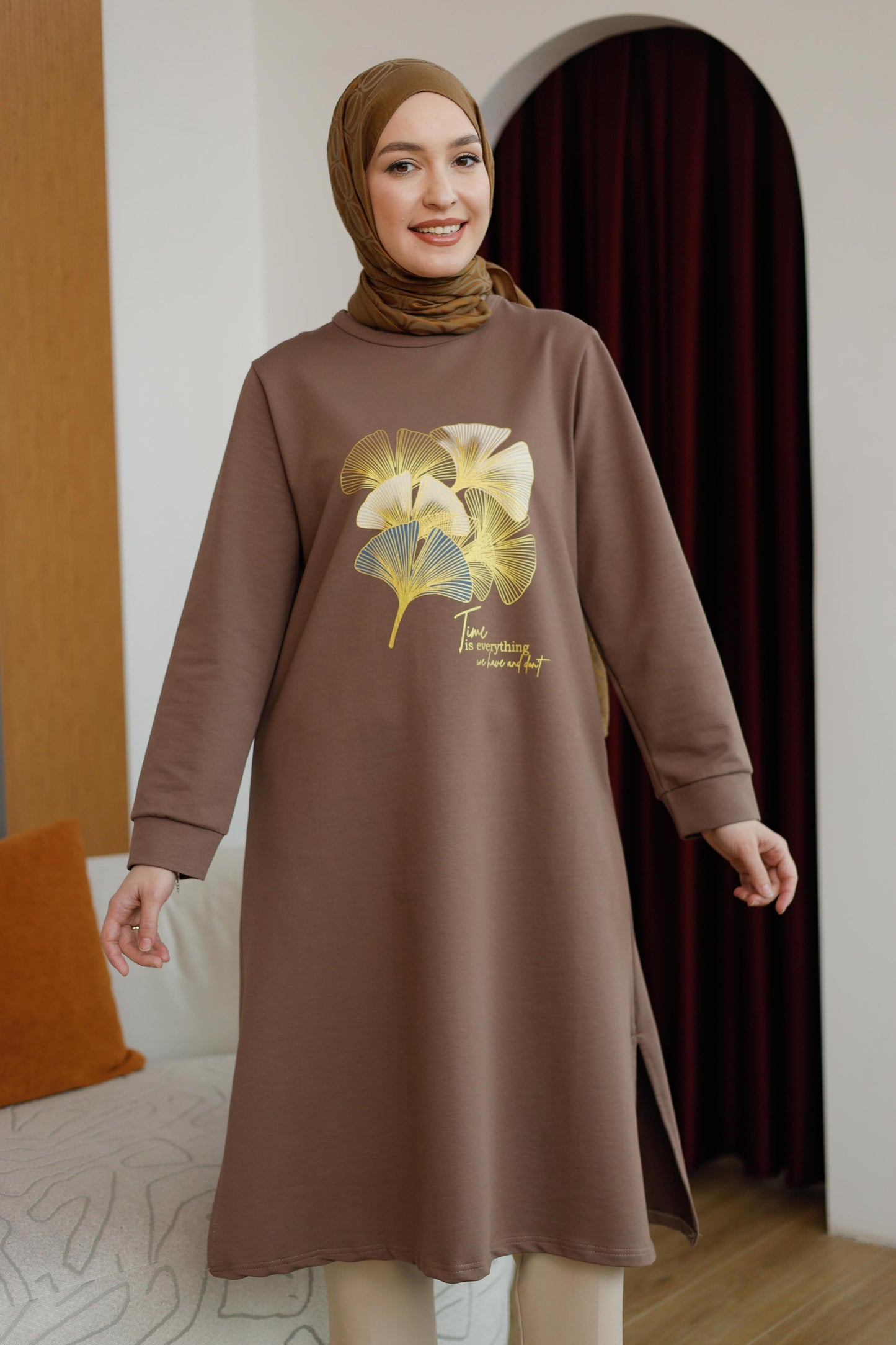 Yaprak baskılı 110 cm sweat tunik, kahve