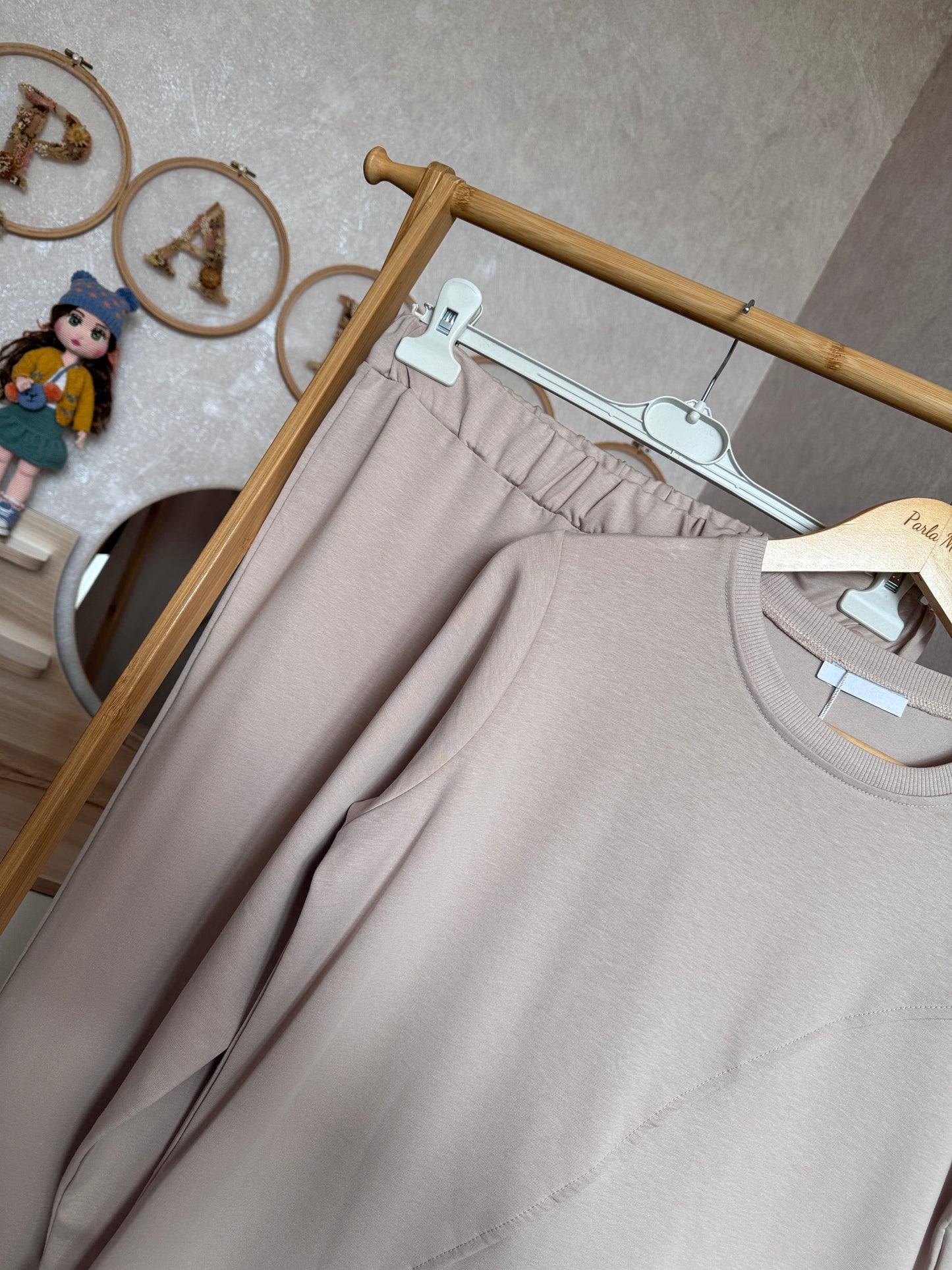 İki iplik takım, bej