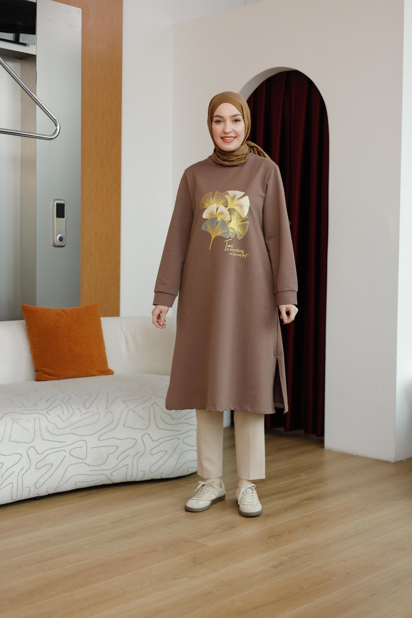 Yaprak baskılı 110 cm sweat tunik, kahve