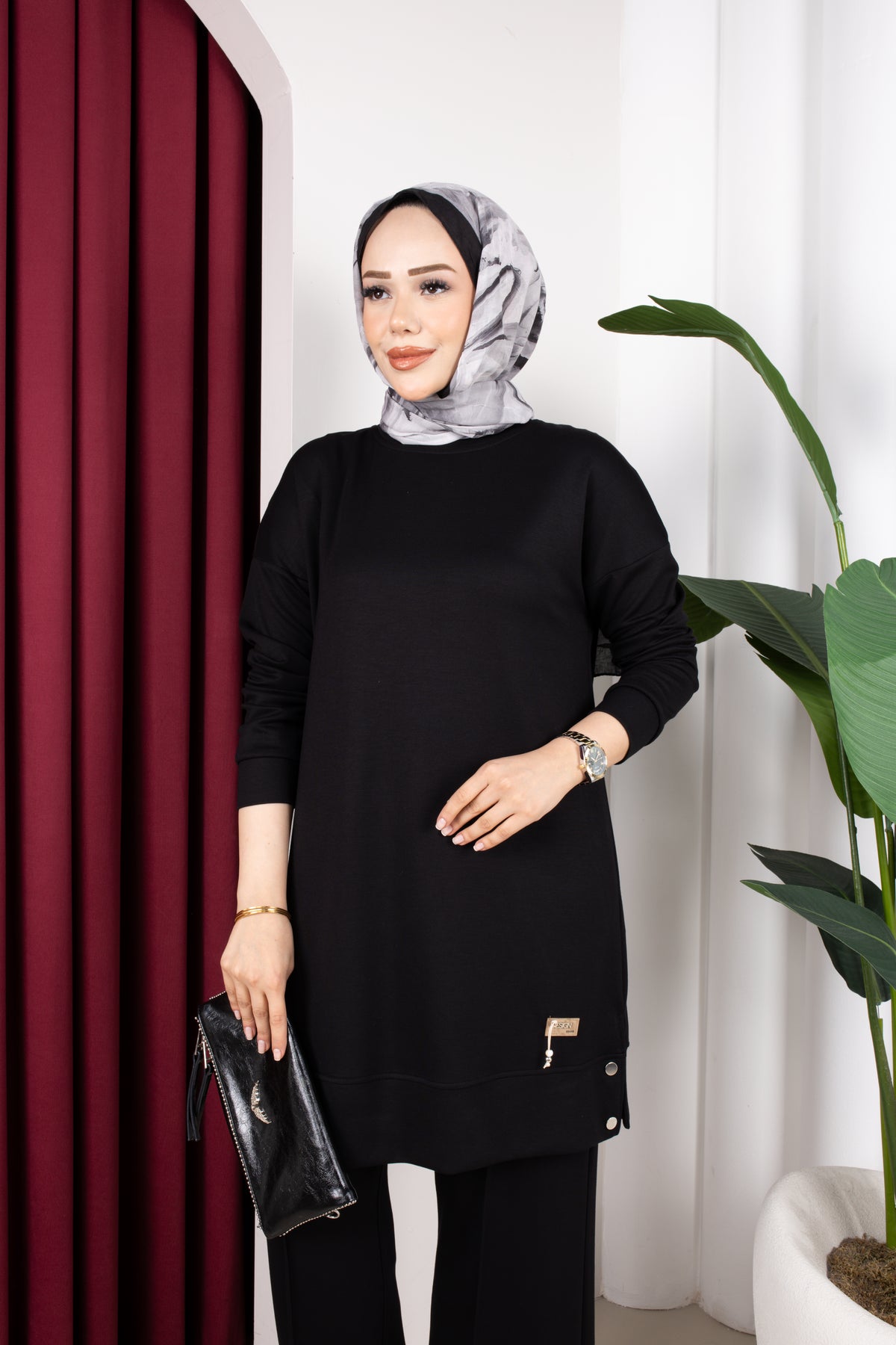 Nida takım, siyah