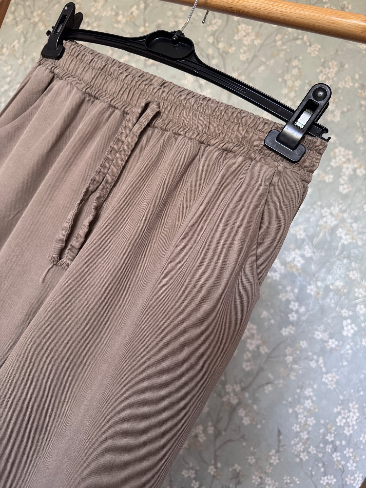 %100 pamuk tensel pantolon, koyu bej