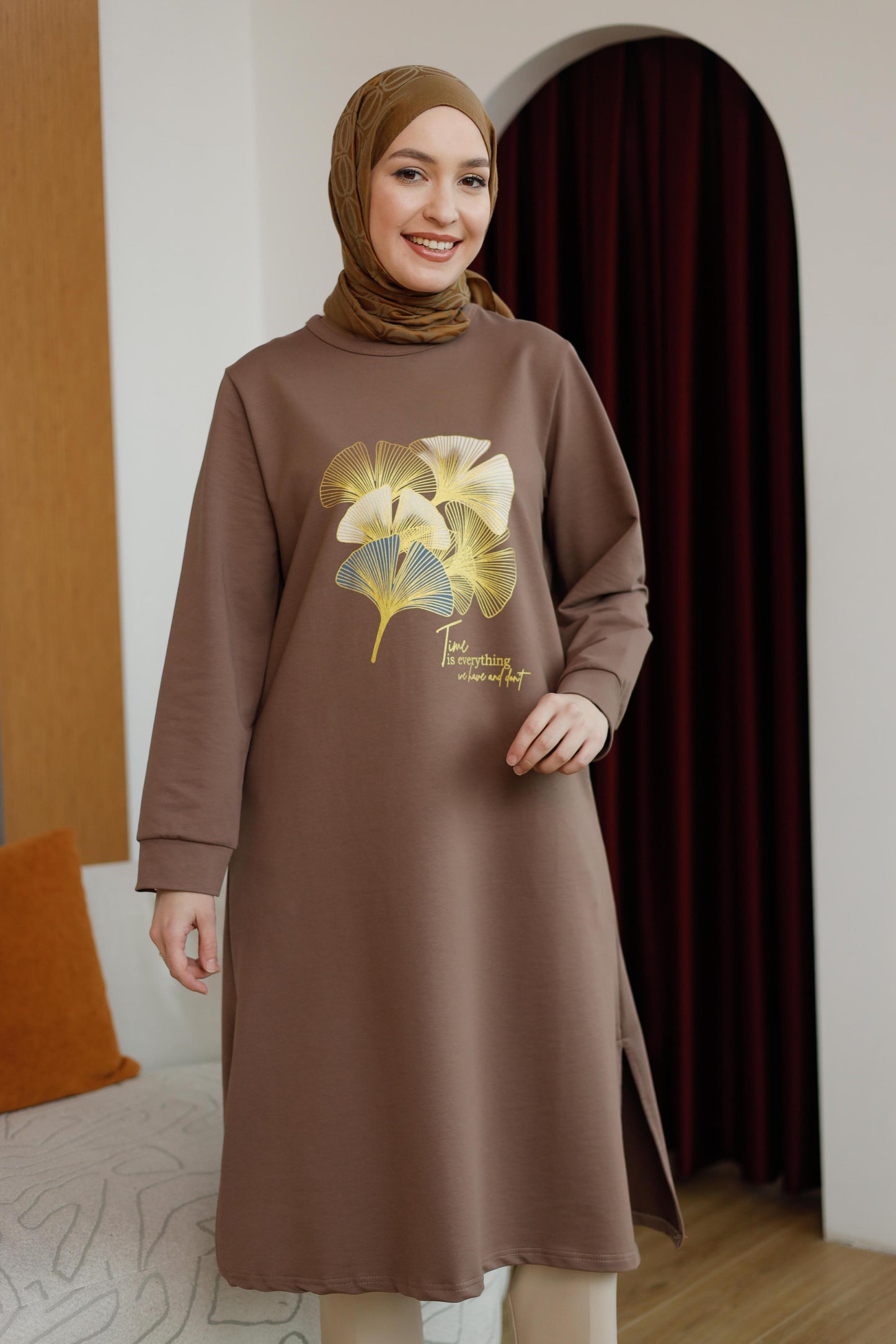 Yaprak baskılı 110 cm sweat tunik, kahve
