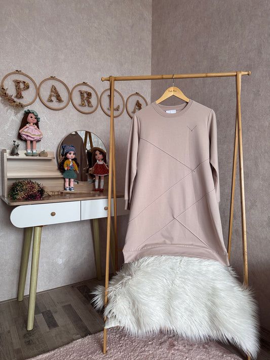 Önden dikiş ve taş detaylı tunik, bej (40-46 beden)