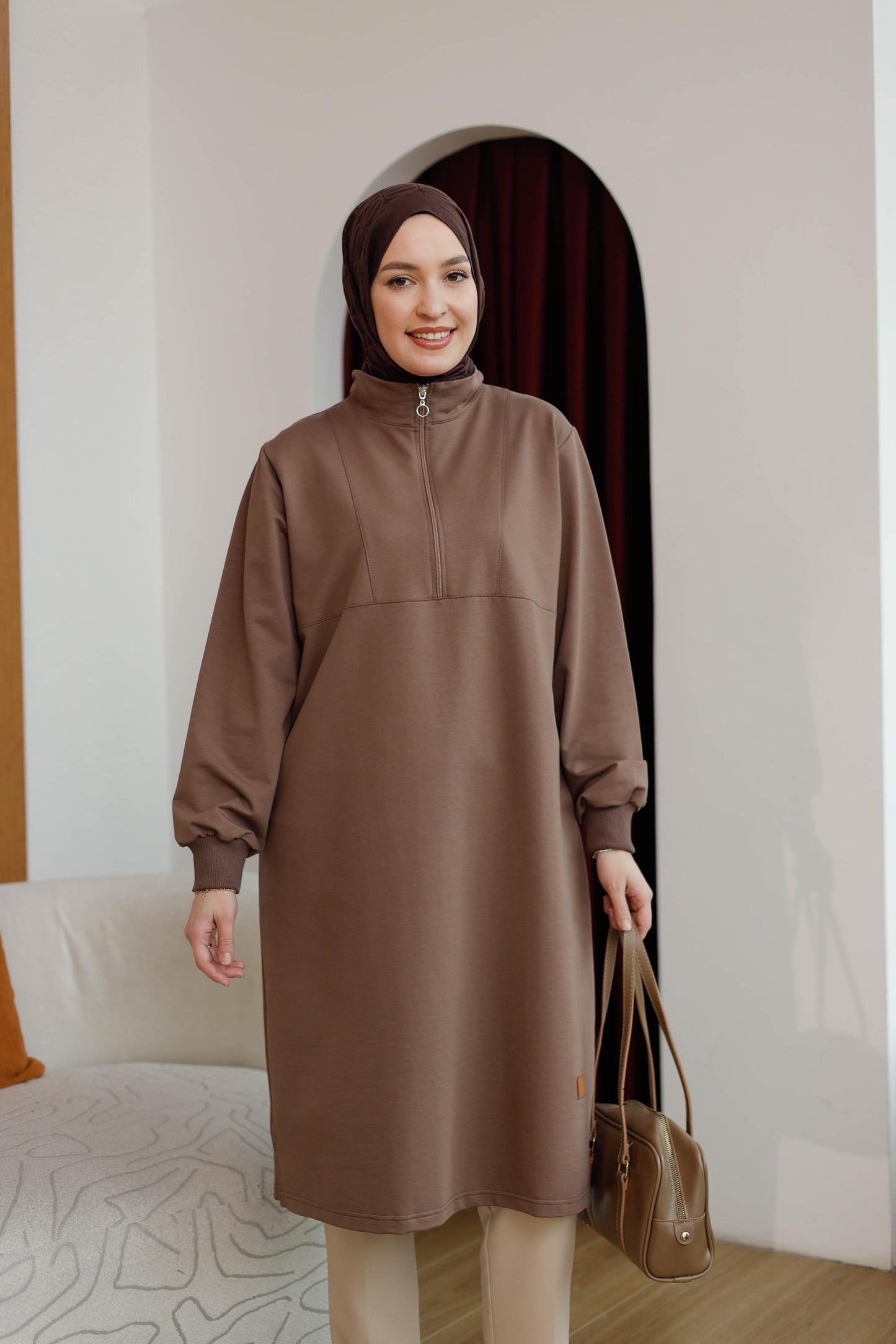 Yarım fermuarlı 120 cm sweat tunik, kahve