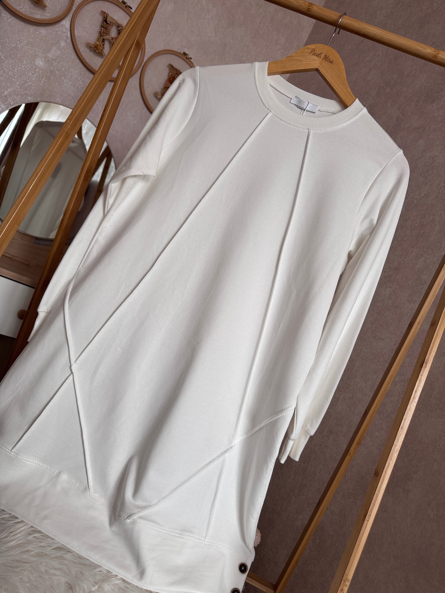 Düz tunik kısa düğme detaylı, beyaz