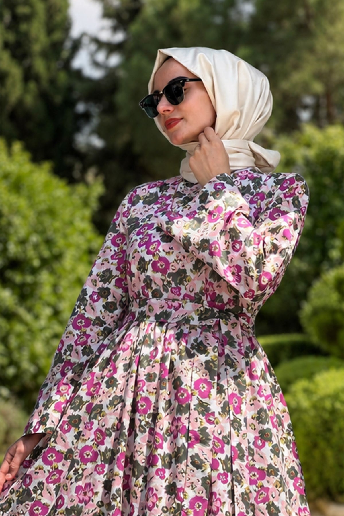 Side desenli elbise