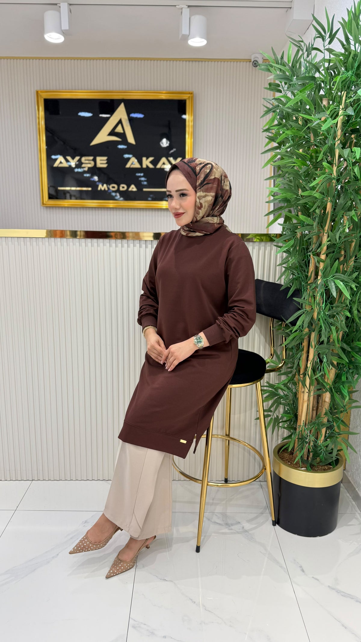 Ayşe Akay düz tunik, kahverengi