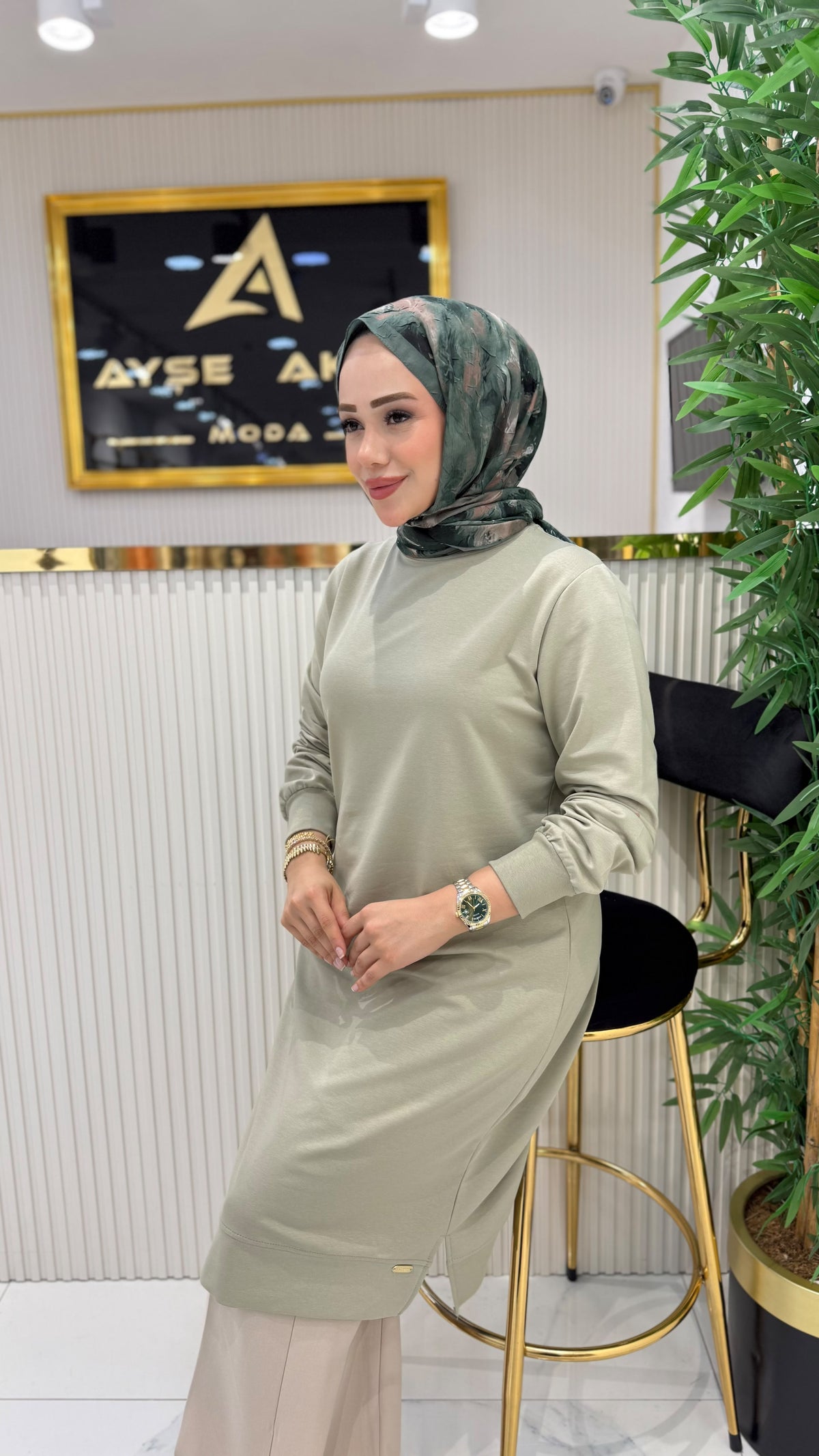 Ayşe Akay düz tunik, açık yeşil